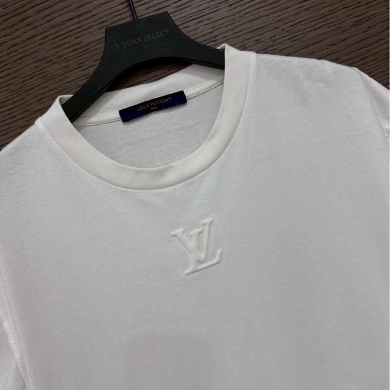 LV浮雕logo短袖白-1