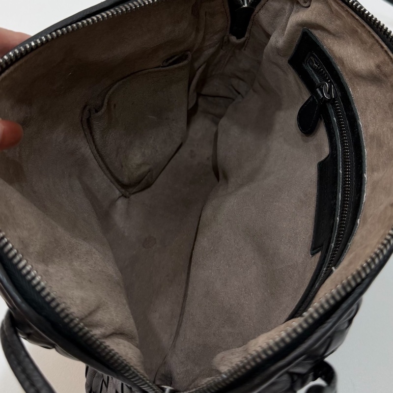 Bottega Veneta BV Nodini 黑色 貝殼包 肩背包 斜背包 側背包 手提包-32