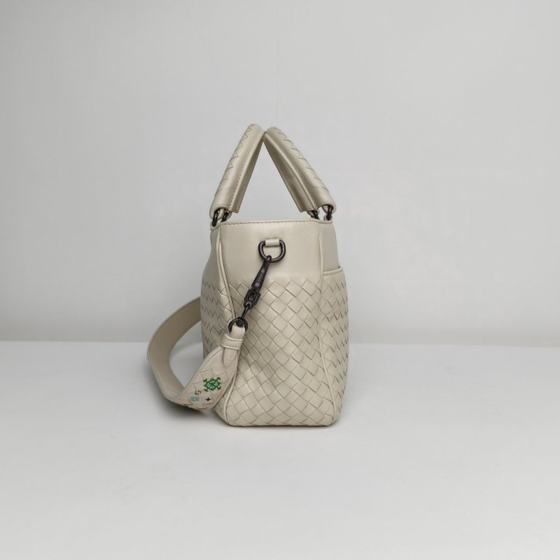 BOTTEGA VENETA 乳白色羊皮鎢鋼扣編制手提單肩包肩背包-1