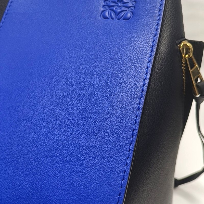 LOEWE Hammock 小號藍色牛皮吊床包單肩包手提包斜挎包 金色五金 可拆卸肩帶 9.8新-7