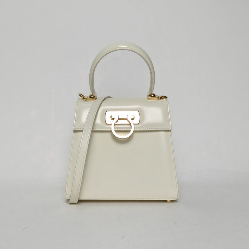 FERRAGAMO 中古Box皮博物館手提斜跨包小號米白色牛皮肩背包-0