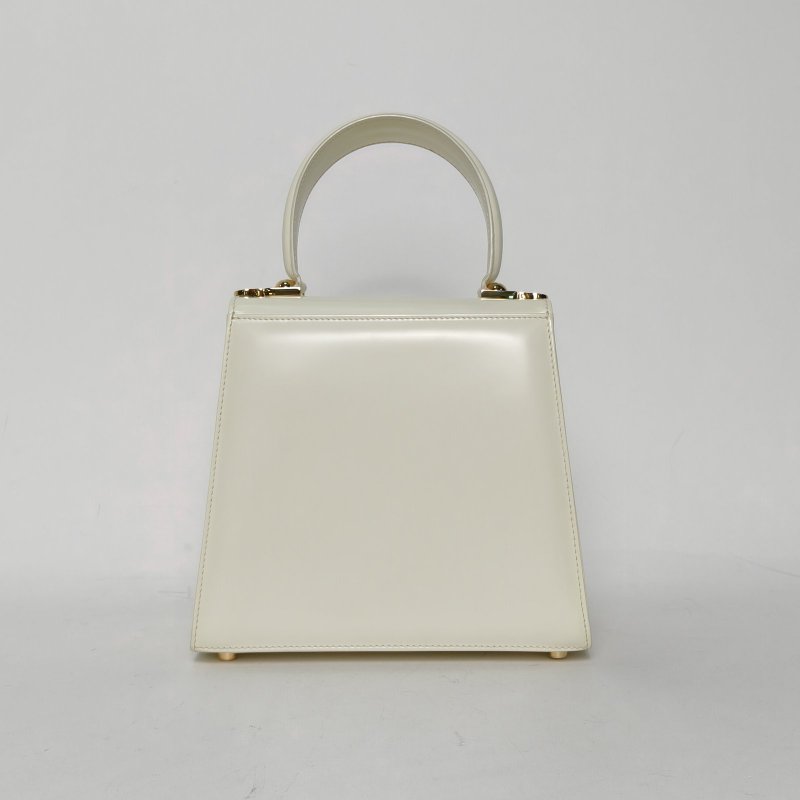 FERRAGAMO 中古Box皮博物館手提斜跨包小號米白色牛皮肩背包-2