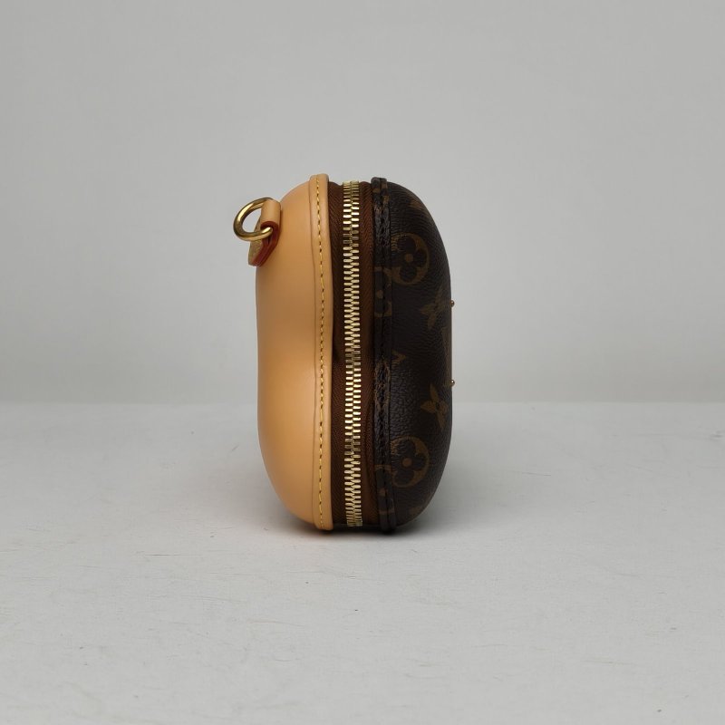 LOUIS VUITTON 老花PVC金扣晶片25SS菲董限定迷你骨頭包斜挎包肩背包-3