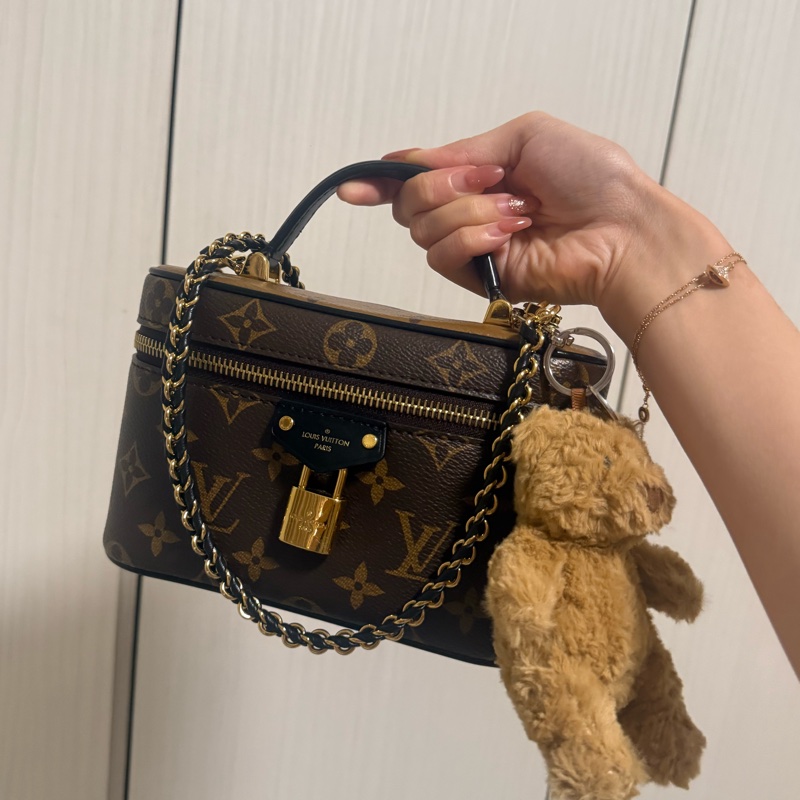 Lv Vanity Chain Pouch 老花化妝包-8