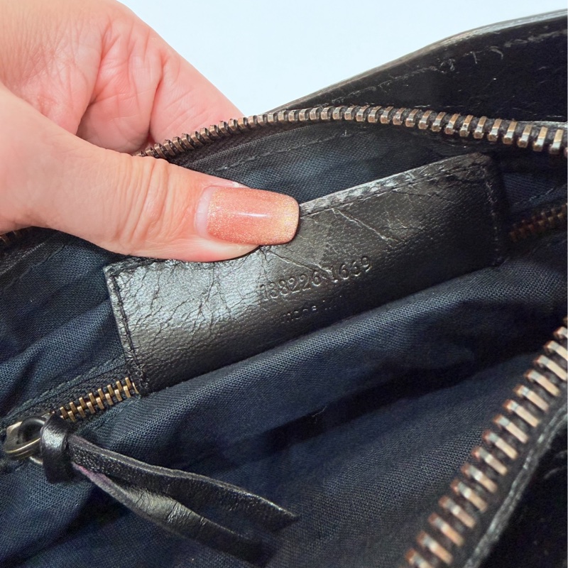 BALENCIAGA 巴黎世家 METALLIC EDGE HIP all black腋下包 麻將包 肩背包 斜背包-17