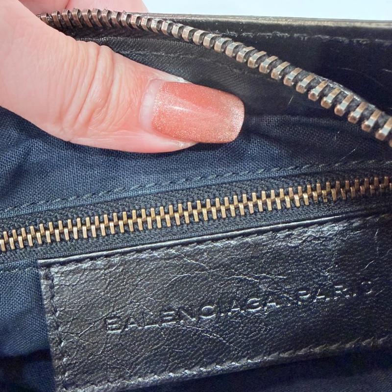 BALENCIAGA 巴黎世家 METALLIC EDGE HIP all black腋下包 麻將包 肩背包 斜背包-26