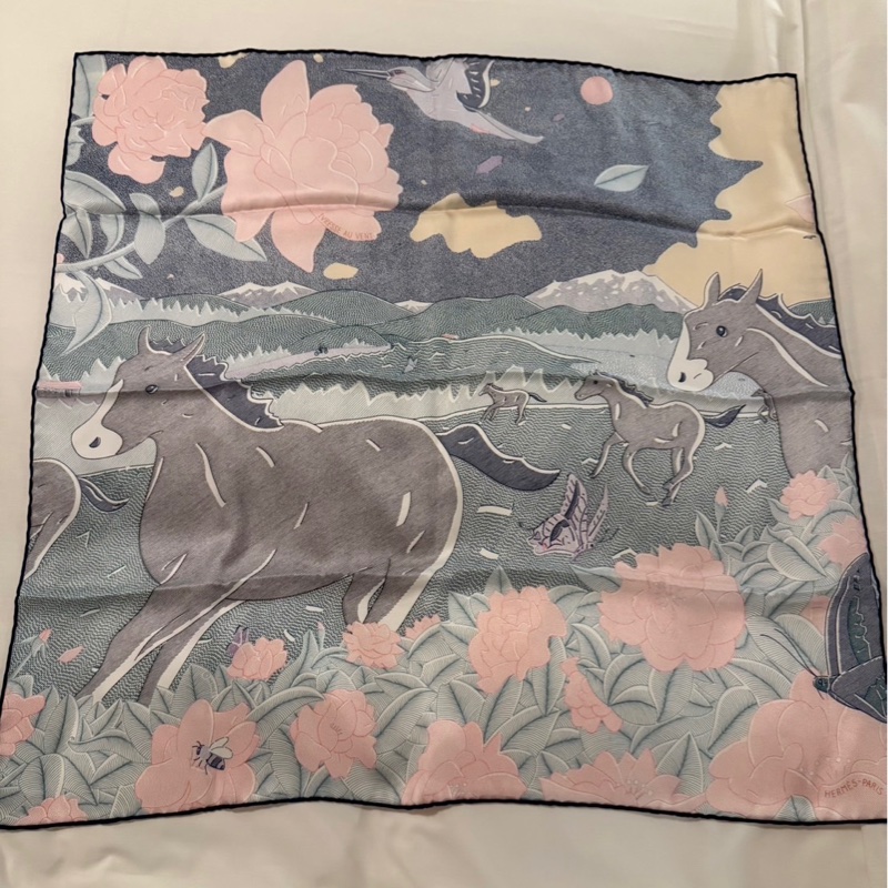 Hermes 愛馬仕 70x70 cm 絲巾 風中沈醉 全新-1