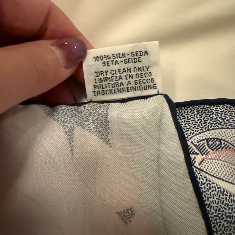 Hermes 愛馬仕 70x70 cm 絲巾 風中沈醉 全新-8