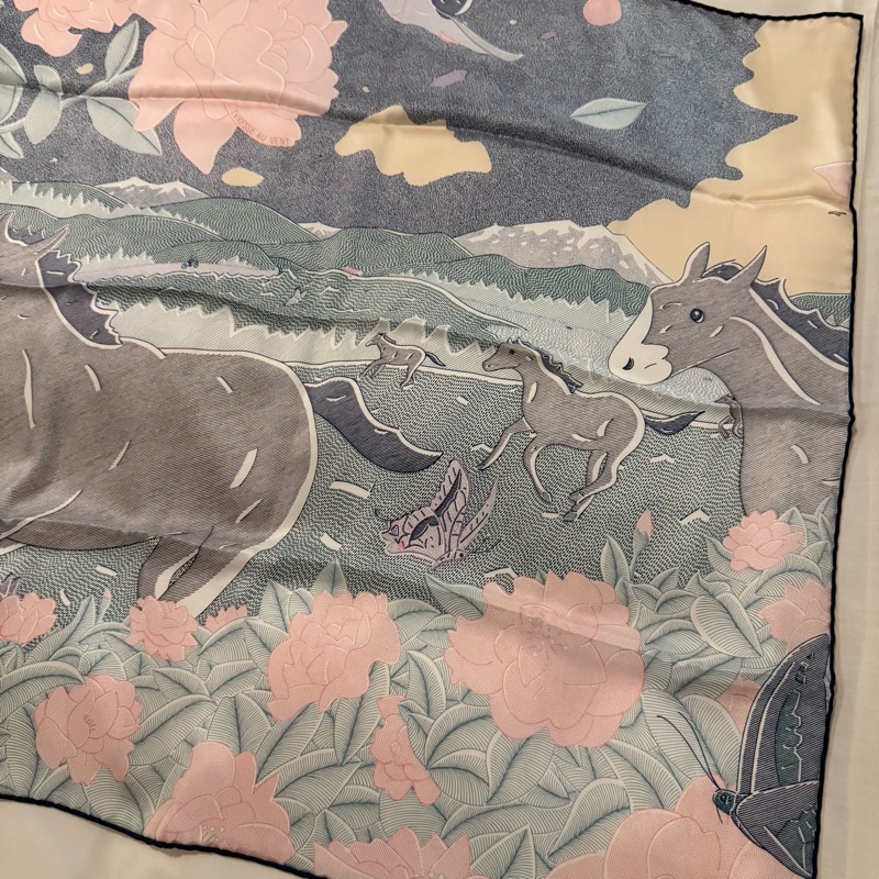 Hermes 愛馬仕 70x70 cm 絲巾 風中沈醉 全新-9