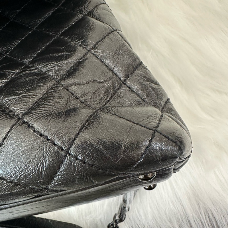 Chanelcoco handle 黑色油蜡皮中号黑扣 尺寸約28*18cm 年份29開-6