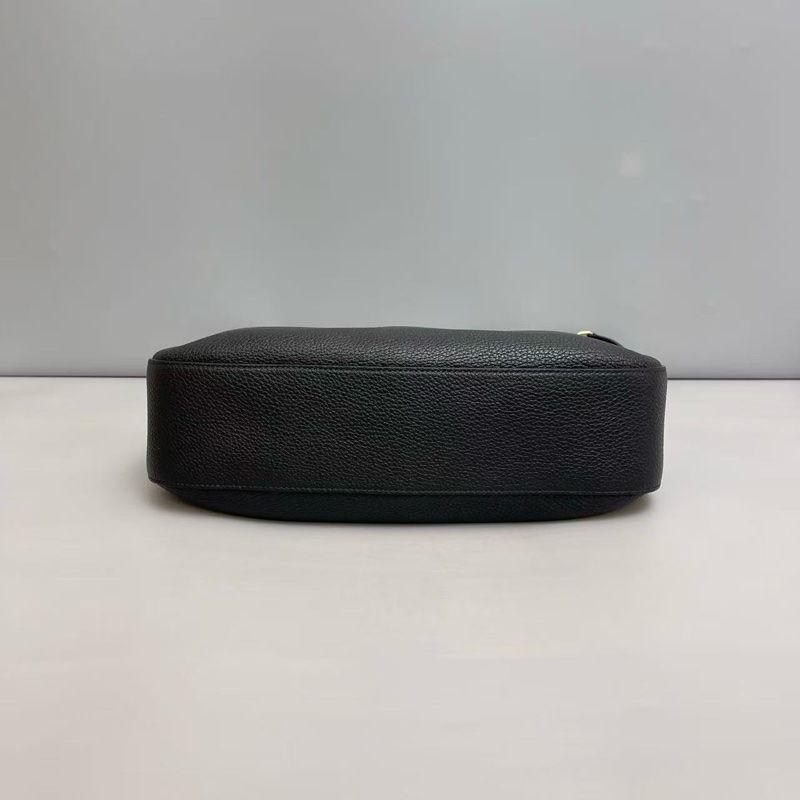 Prada 黑金牛皮荔枝紋單肩包 尺寸約32x22 附件:原防塵袋-5