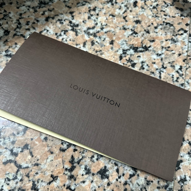 LV 棋盤格斜背包 側背包幾乎全新-10