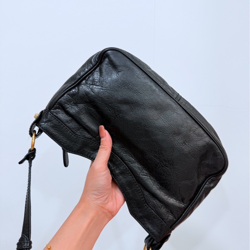 BALENCIAGA 巴黎世家 METALLIC EDGE HIP 金釦 麻將包 腋下包 側背包 肩背包 斜背包-15