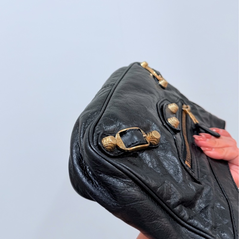 BALENCIAGA 巴黎世家 METALLIC EDGE HIP 金釦 麻將包 腋下包 側背包 肩背包 斜背包-17