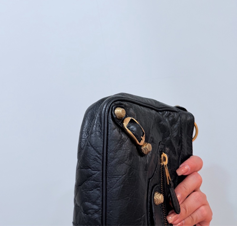 BALENCIAGA 巴黎世家 METALLIC EDGE HIP 金釦 麻將包 腋下包 側背包 肩背包 斜背包-18