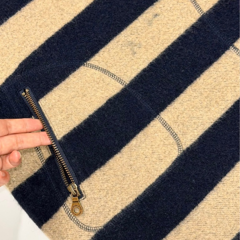 Burberry 藍標 連帽抽繩橫條戰馬毛料洋裝-5