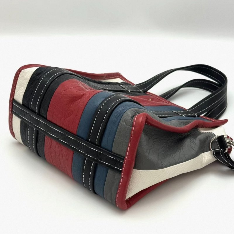 BALENCIAGA拼色Bazar系列肩背斜背包22*21*11 98新配件塵袋-1