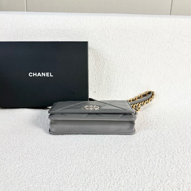 新款芯片款!Chanel 香奈兒 19Bag Woc 灰羊皮銀扣-4