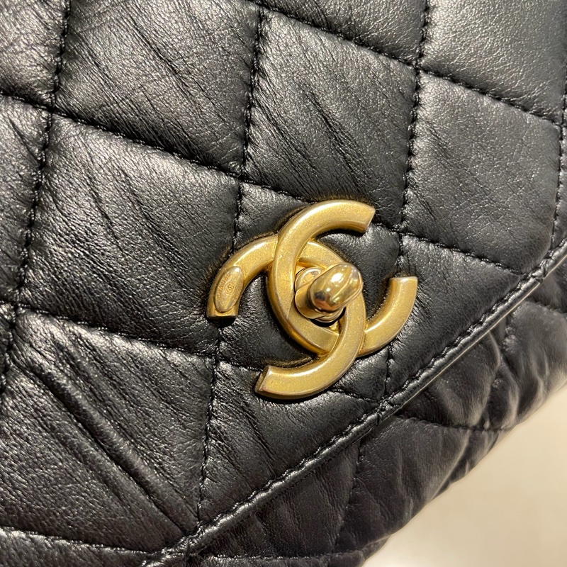 CHANEL抓皺羊皮handle兩用包-1