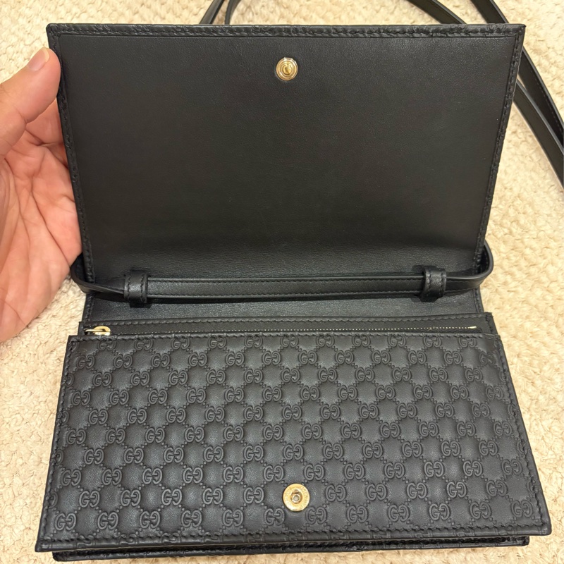 GUCCI LOGO WOC 壓紋 肩背包-4
