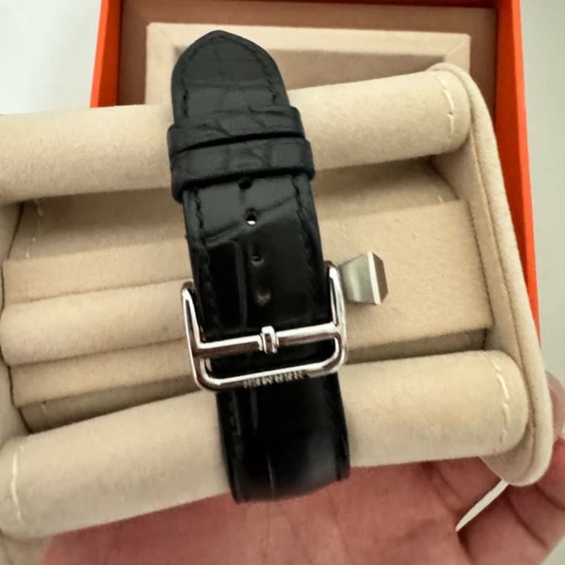 愛馬仕HERMES Cape Cod鱷魚皮機械腕錶-2