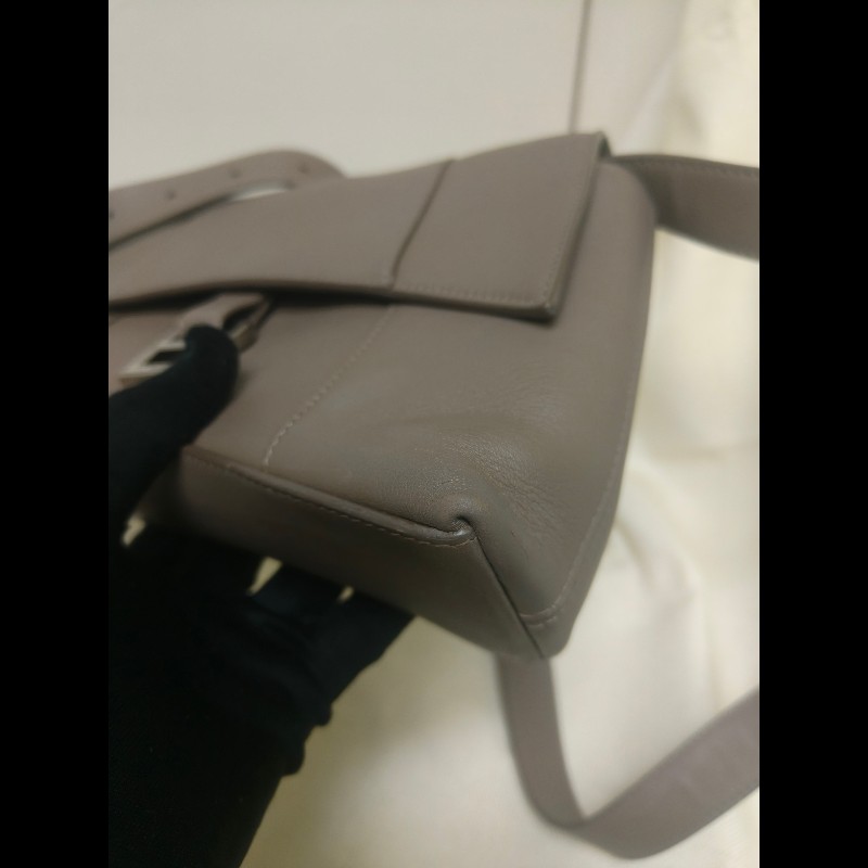 【8成新】㊣✨BALENCIAGA✨巴黎世家 奶茶色 沙漏包 小牛皮 肩背包 腋下包 斜背包 手拿包/二手包/二手精品/保證正品🌳二手樹屋🌳-8