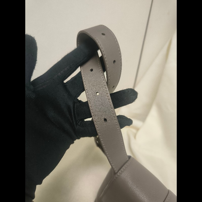 【8成新】㊣✨BALENCIAGA✨巴黎世家 奶茶色 沙漏包 小牛皮 肩背包 腋下包 斜背包 手拿包/二手包/二手精品/保證正品🌳二手樹屋🌳-32