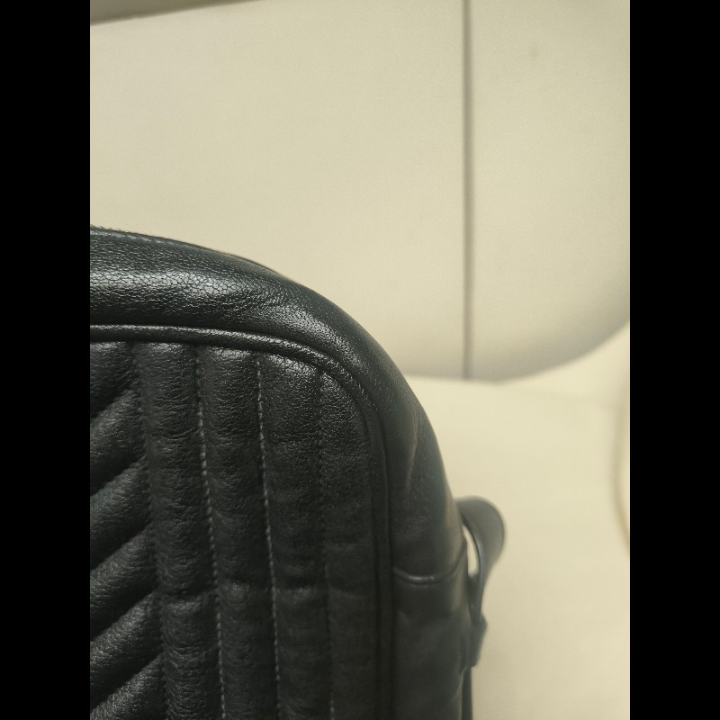 【8成新】㊣✨YSL✨(附防塵袋)SAINT LAURENT 聖羅蘭 黑色 山形紋 烤漆 相機包 文件包 電腦包 通勤包/二手精品/保證正品🌳二手樹屋🌳-14