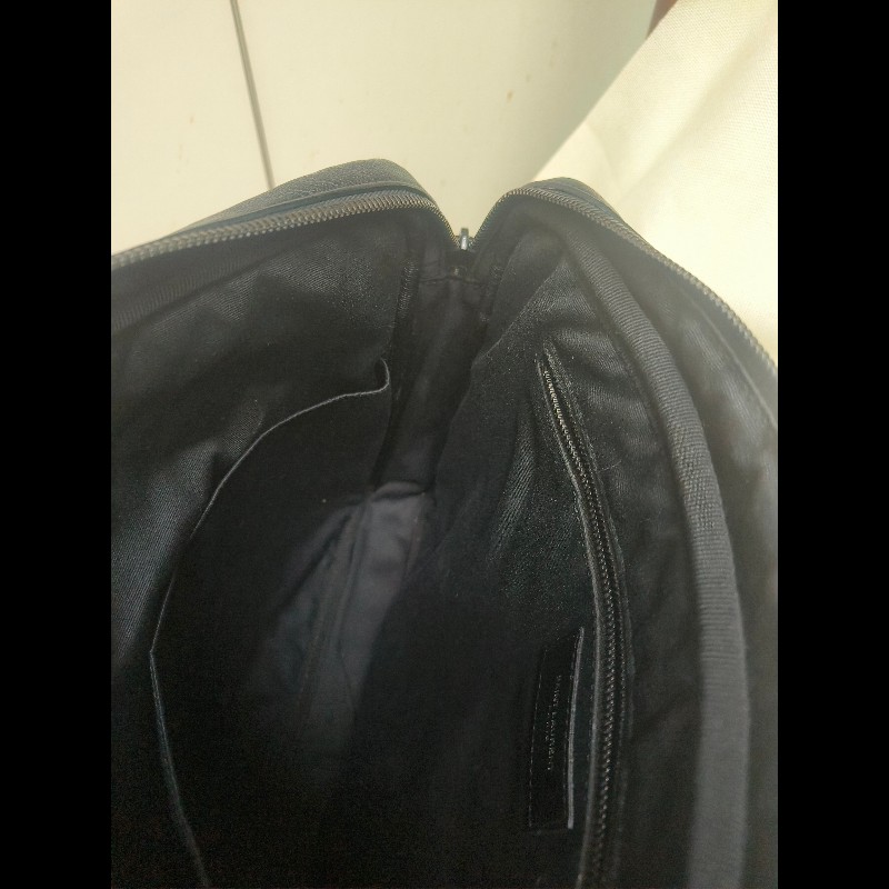 【8成新】㊣✨YSL✨(附防塵袋)SAINT LAURENT 聖羅蘭 黑色 山形紋 烤漆 相機包 文件包 電腦包 通勤包/二手精品/保證正品🌳二手樹屋🌳-40