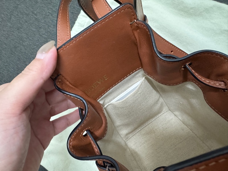 Loewe Hammock 小款吊床包 提花-14