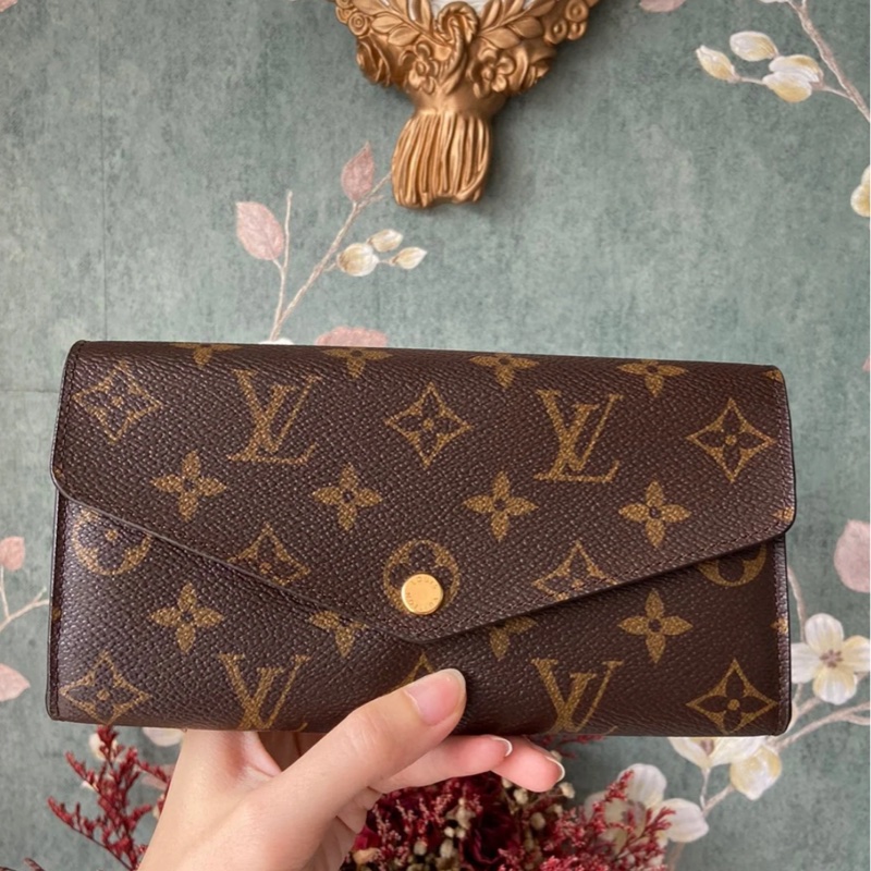 LV 老花金釘信封式16卡長夾-0