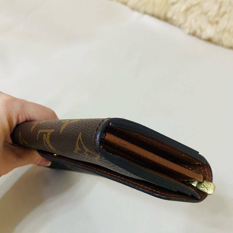 LV 老花金釘信封式16卡長夾-11