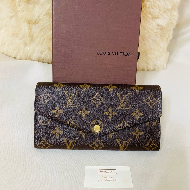 LV 老花金釘信封式16卡長夾-25