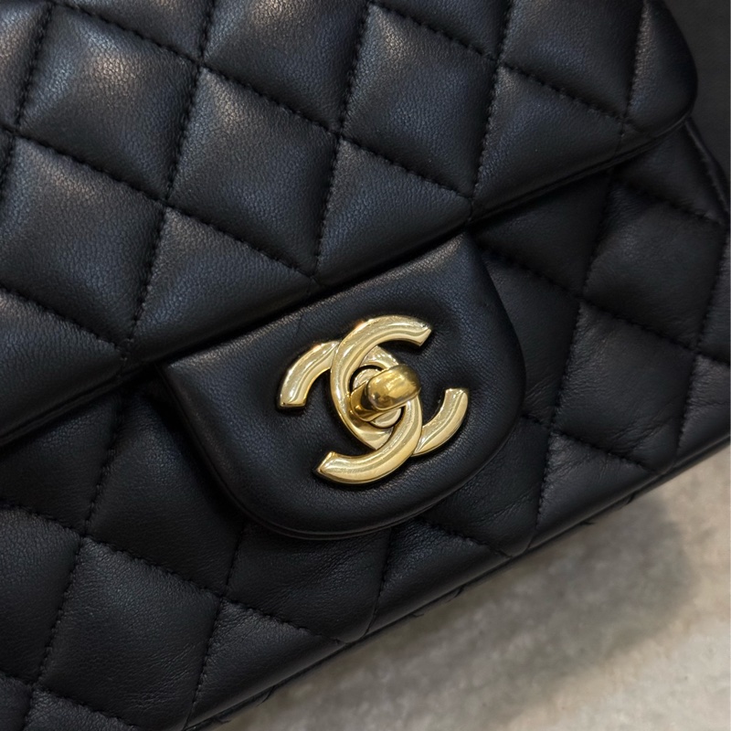 Chanel 黑金方胖子-11