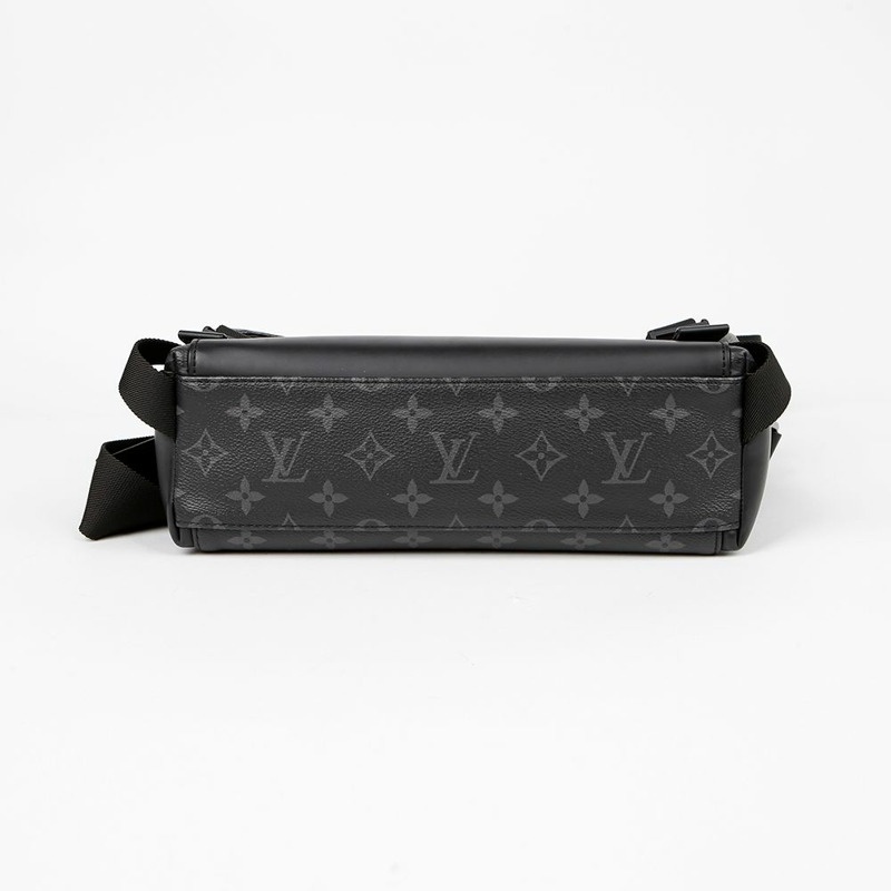 LOUIS VUITTON M40511 Boyaj PM 斜背肩背包-5