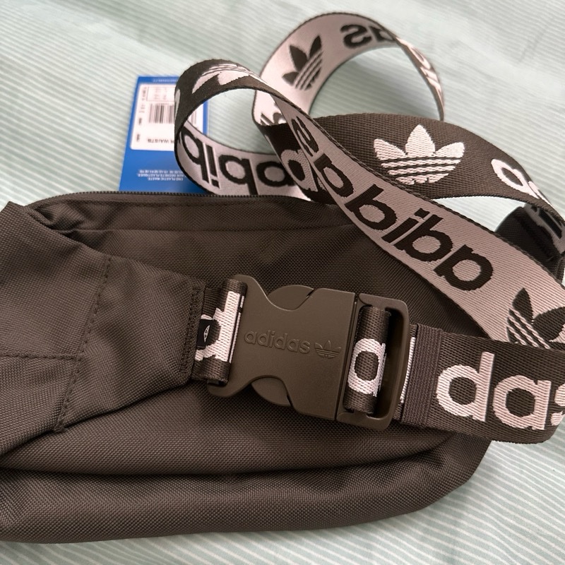 adidas 腰包 可以斜背-9