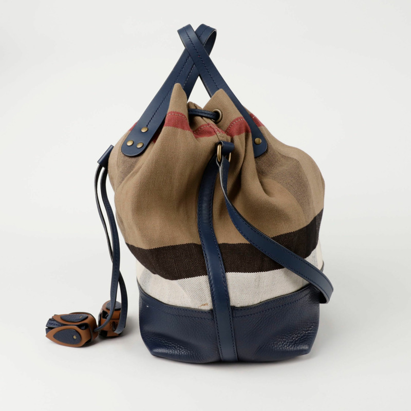 BURBERRY 格紋 Heston 水桶單肩包 4053324-2