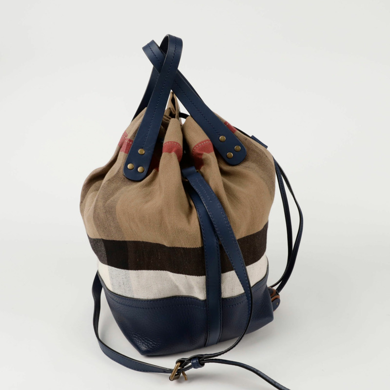 BURBERRY 格紋 Heston 水桶單肩包 4053324-4