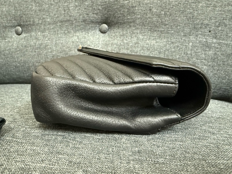 YSL學院包-黑/銀-9