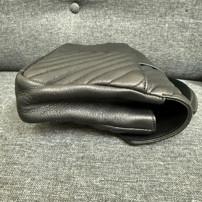 YSL學院包-黑/銀-12