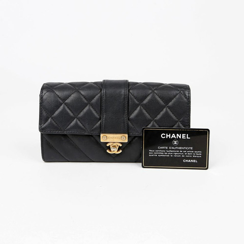 CHANEL CC Logo 旋鎖長版皮夾