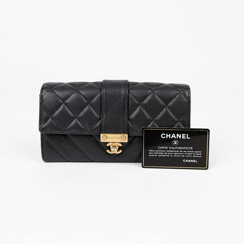 CHANEL CC Logo 旋鎖長版皮夾-0