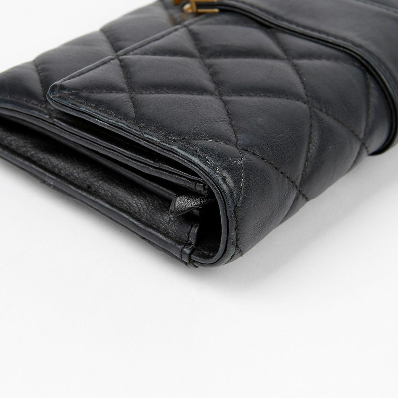 CHANEL CC Logo 旋鎖長版皮夾-8