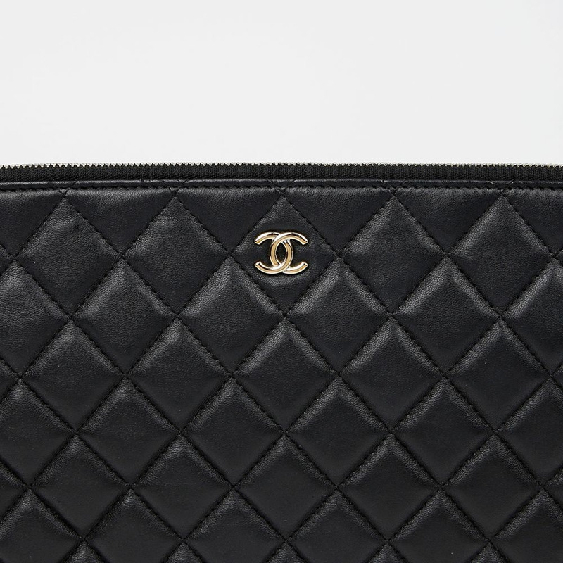 CHANEL 經典新款中型離合器 A82545-2