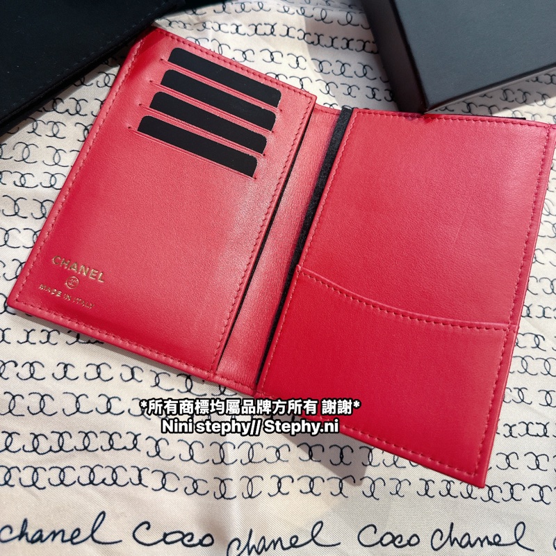 甜售!全新全配_ Chanel香奈兒_ 皮穿鏈logo菱格護照夾-20