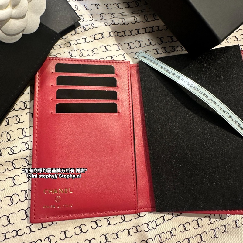 甜售!全新全配_ Chanel香奈兒_ 皮穿鏈logo菱格護照夾-23