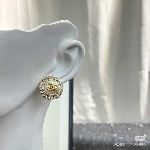 ෆ Chanel珍珠花邊耳環 （耳夾）