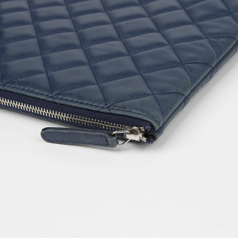 CHANEL 羊皮經典大手拿包 A82552-8