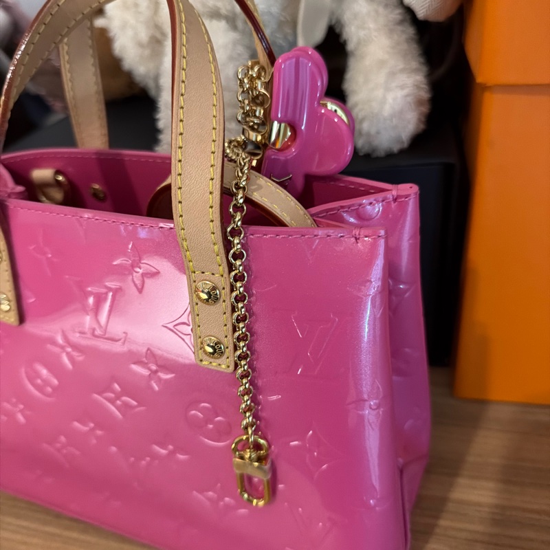 LV 粉紅漆皮斜背手拿兩用-5