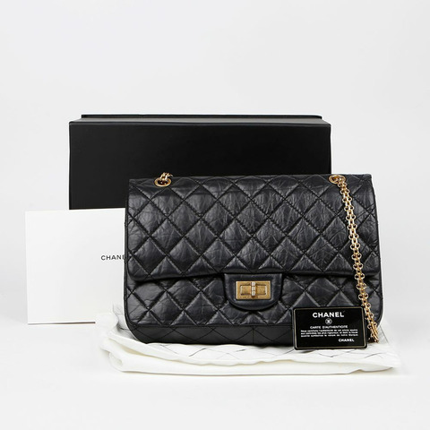 CHANEL Maxi 肩斜背包 2.55 A37590